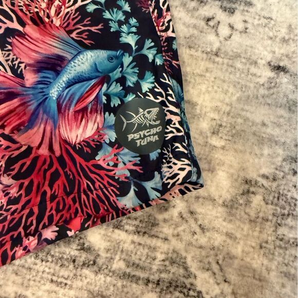 Mens psycho tuna board shorts - Picture 2 of 3